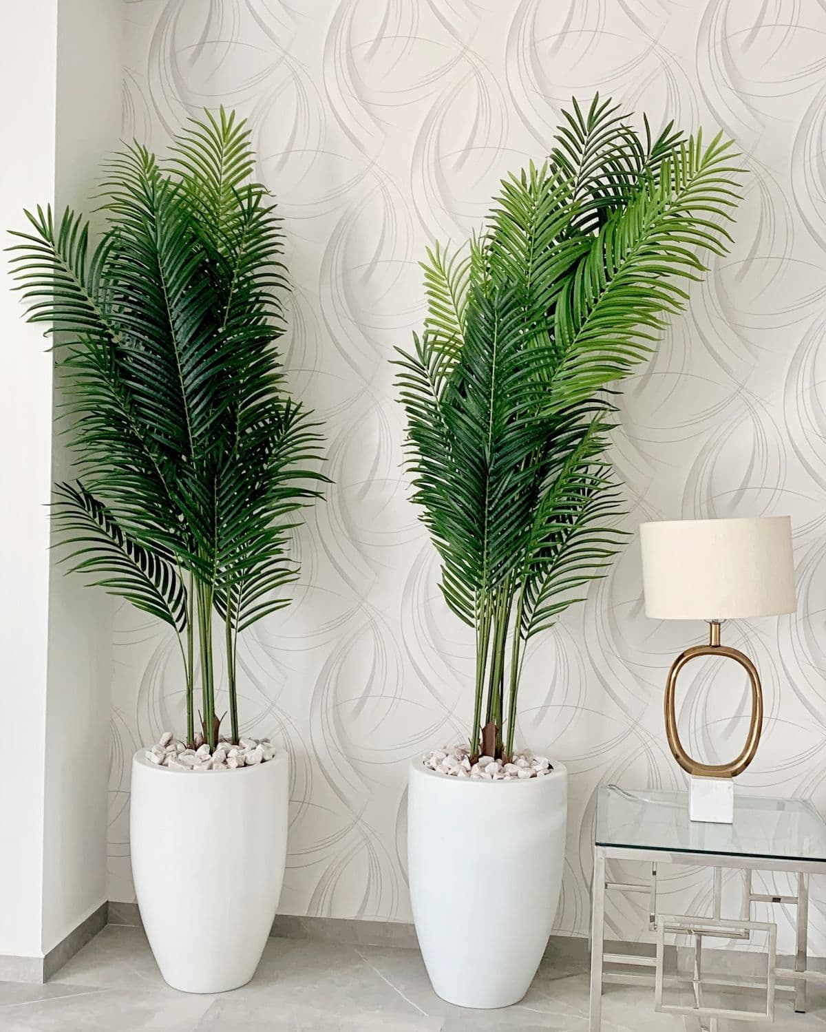 Set of 2 Artificial palm in white ceramic pots — photo 2 | Planto.ae UAE